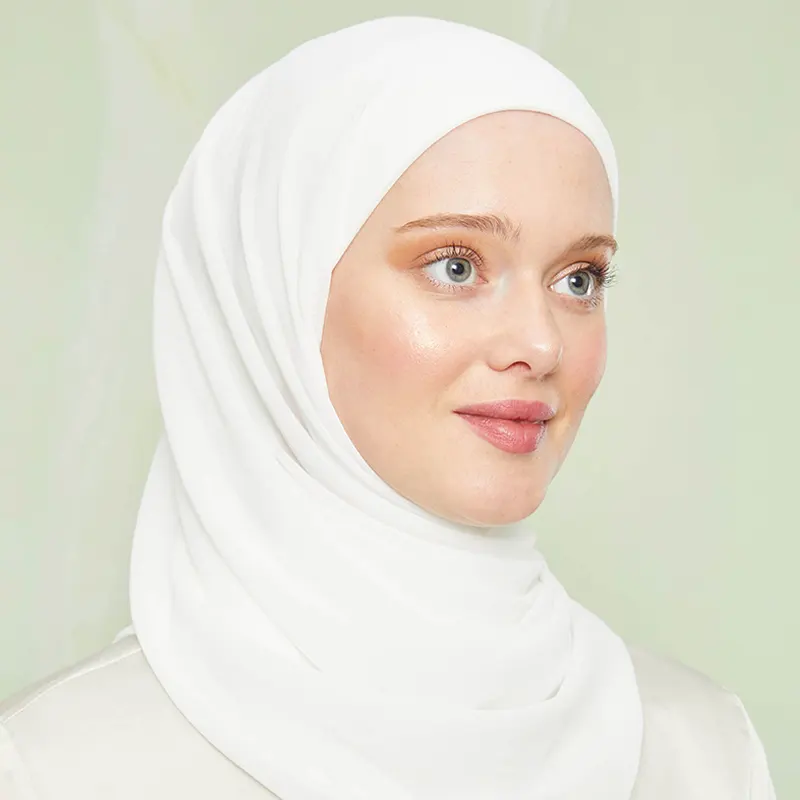 Instant Hijab off white 1