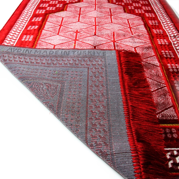 Plus Secc Red & White Pattern Prayer Mat