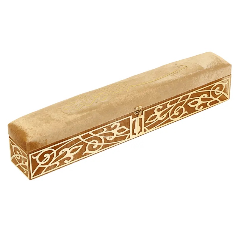 velvet gold case with prayer mat 1
