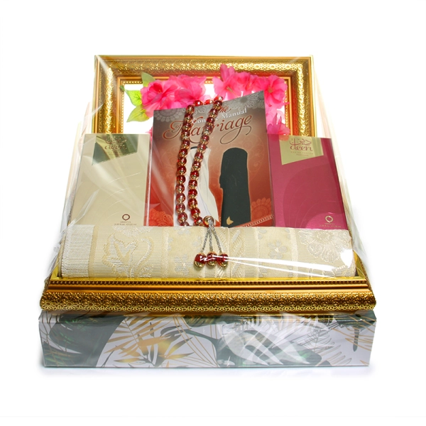 Best Muslim Marriage Gift Hamper